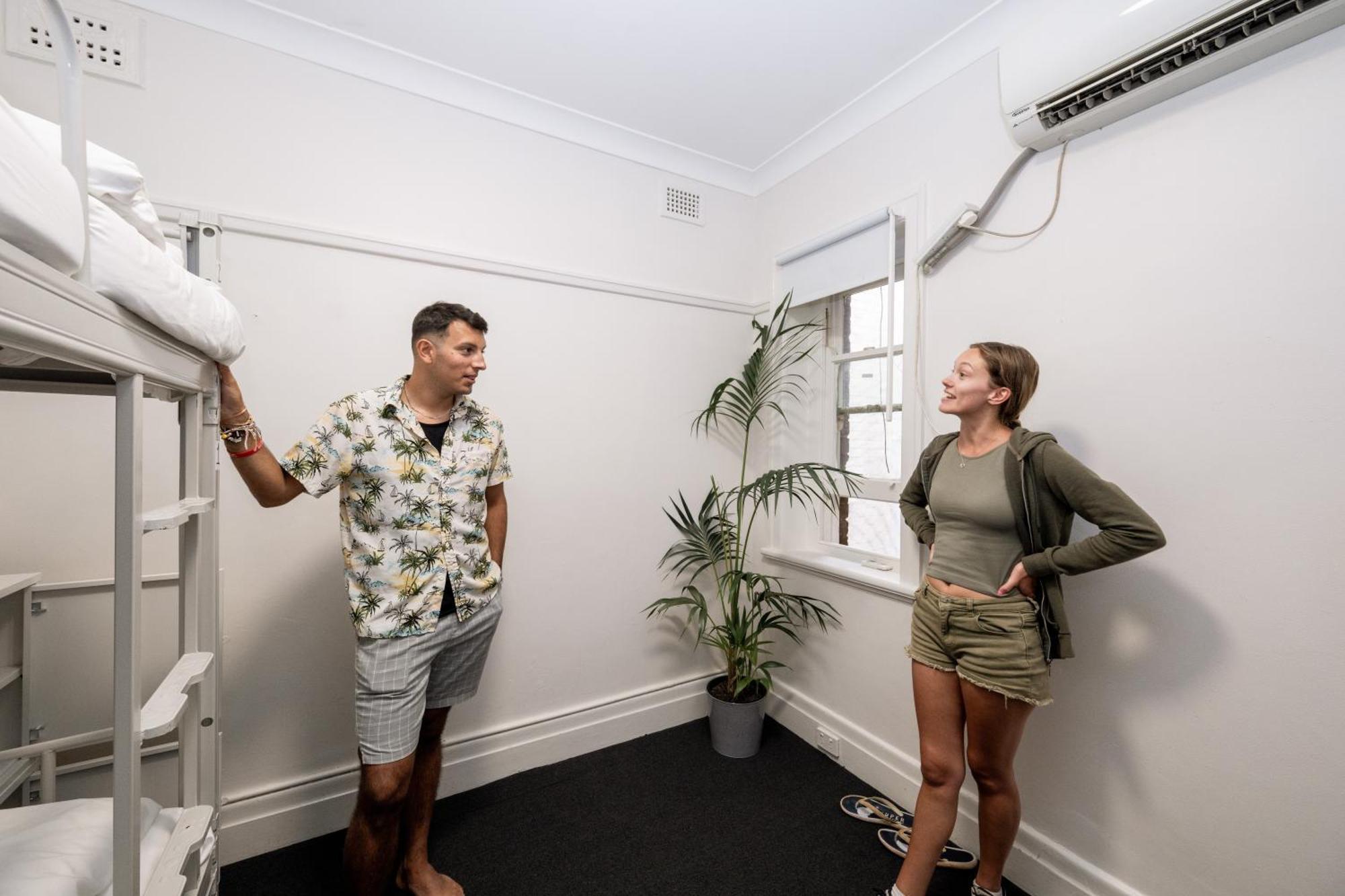Hostel Urban Nomad Potts Point - 18 To 39 Only Sydney Zewnętrze zdjęcie